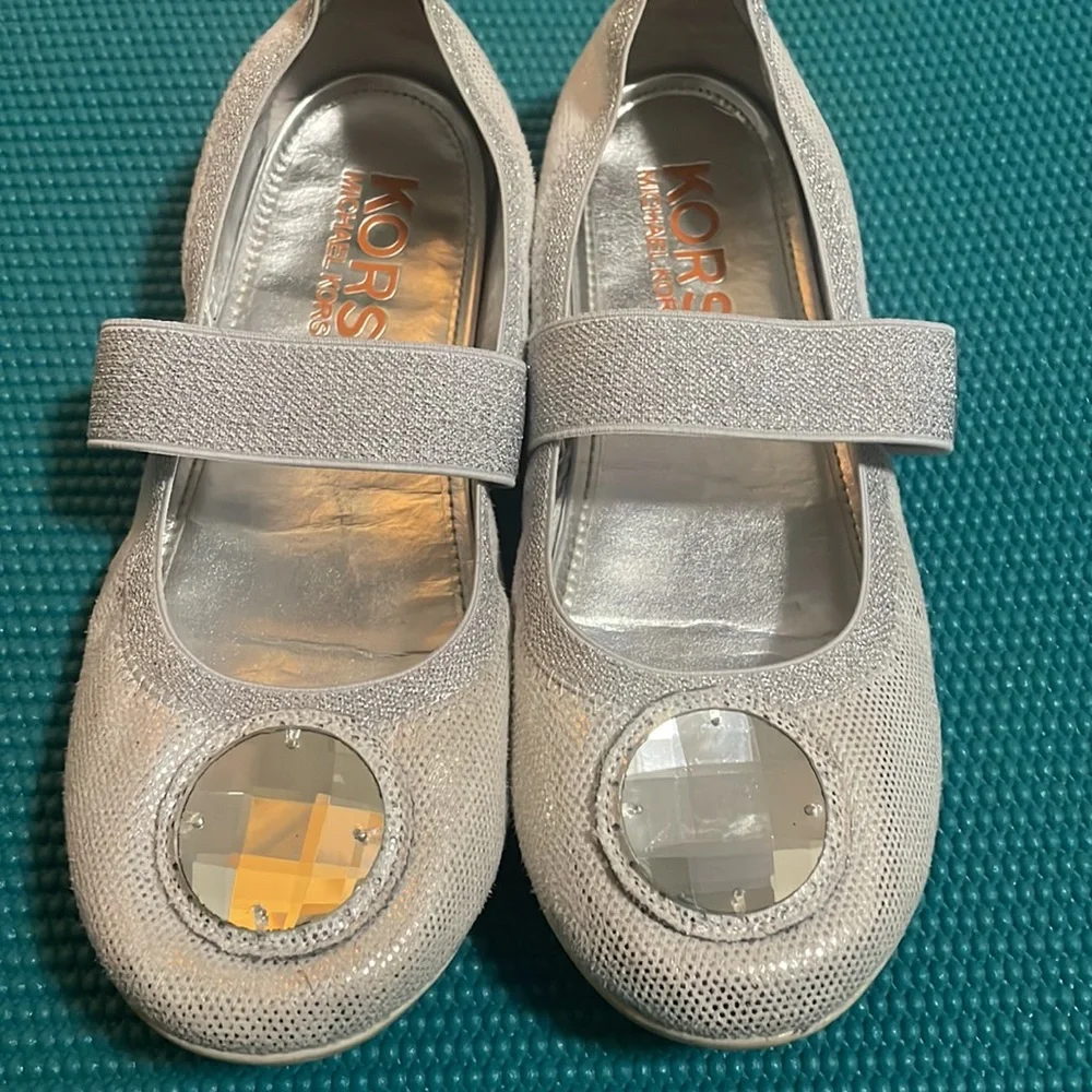 Michael Kors stylish comfortable